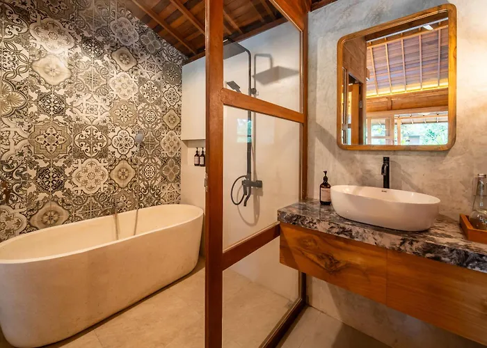 Kayu Haven - Calm And Luxurious Villa *